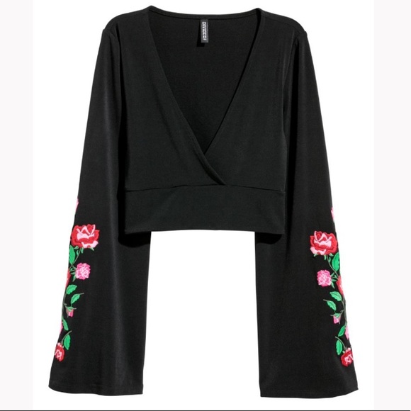 H&M Embroidery Crop Top - Picture 2 of 7